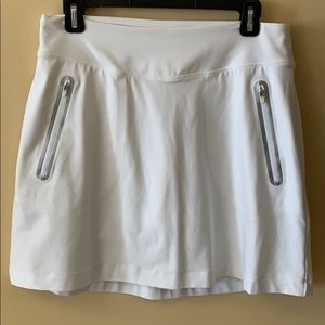 Nike women’s no sew knit skort with shorts.